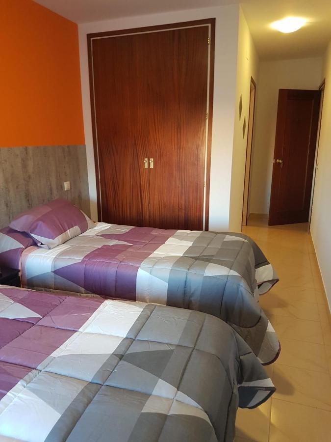 Hostal Galicia 菲格拉斯 外观 照片