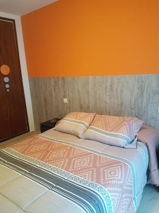 Hostal Galicia 菲格拉斯 外观 照片